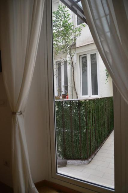 Fidia Palace Flavia'S Apartment Colosseo Rome Exterior photo